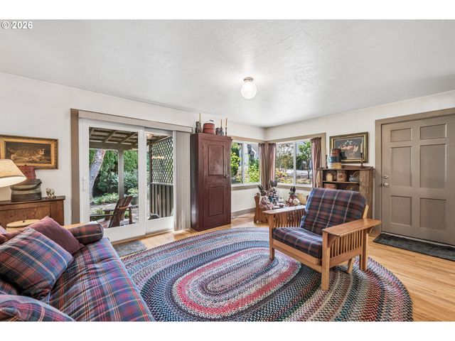 4534 Ne 78TH Pl, Portland, OR 97218