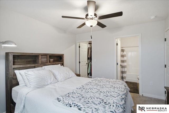 20878 T Court, Elkhorn, NE 68022