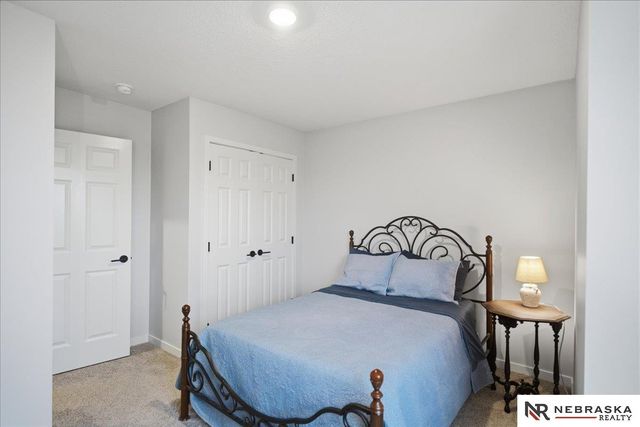 20878 T Court, Elkhorn, NE 68022