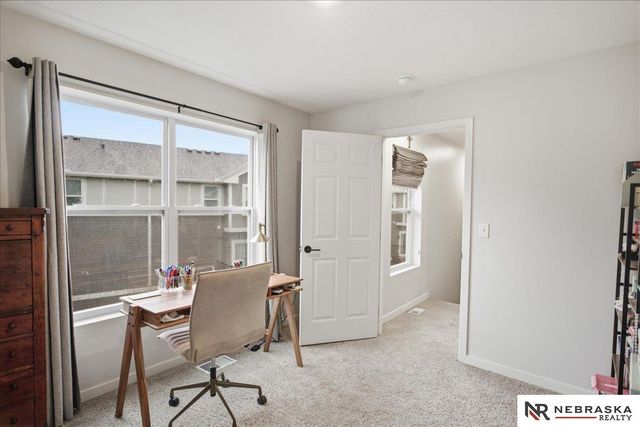 20878 T Court, Elkhorn, NE 68022
