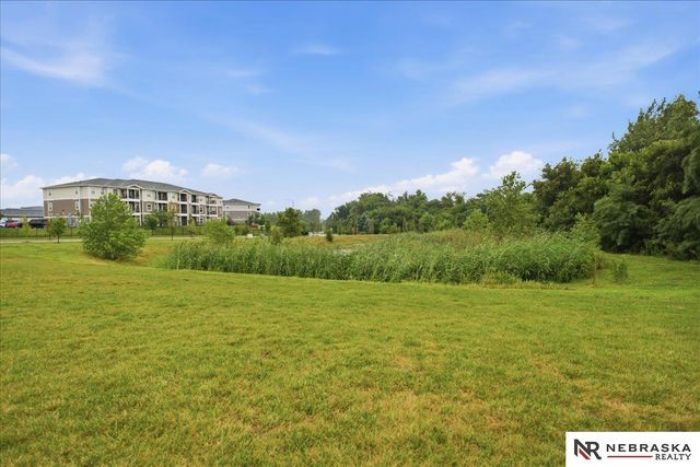 20878 T Court, Elkhorn, NE 68022