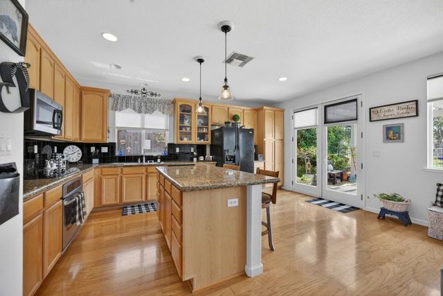 7661 Colbert Dr, Rancho Murieta, CA 95683
