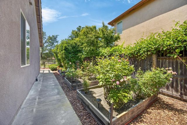 7661 Colbert Dr, Rancho Murieta, CA 95683