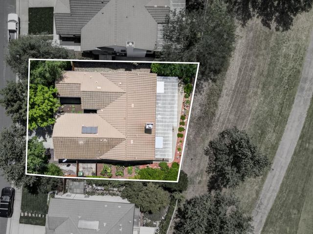 7661 Colbert Dr, Rancho Murieta, CA 95683