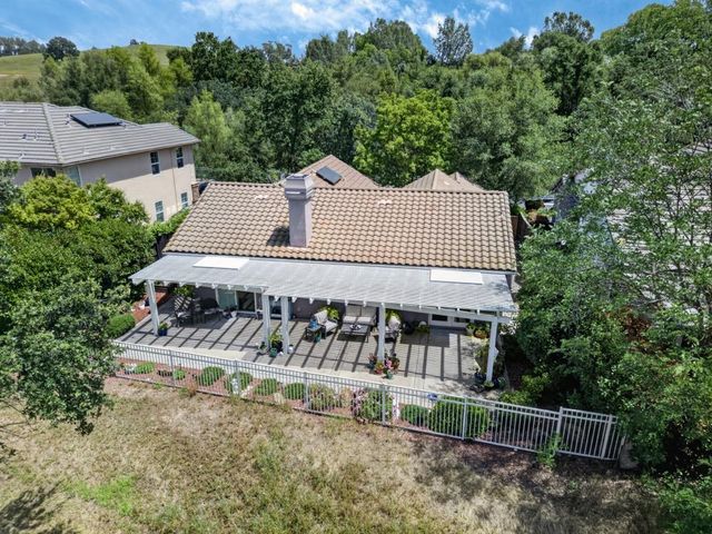 7661 Colbert Dr, Rancho Murieta, CA 95683