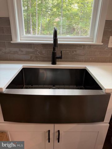 54 LAUREL DR, Mineral, VA 23117