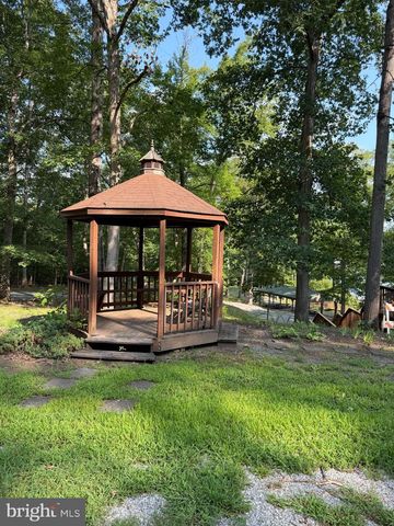 54 LAUREL DR, Mineral, VA 23117