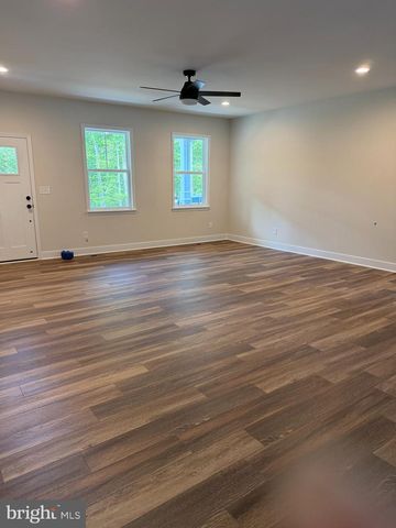 54 LAUREL DR, Mineral, VA 23117