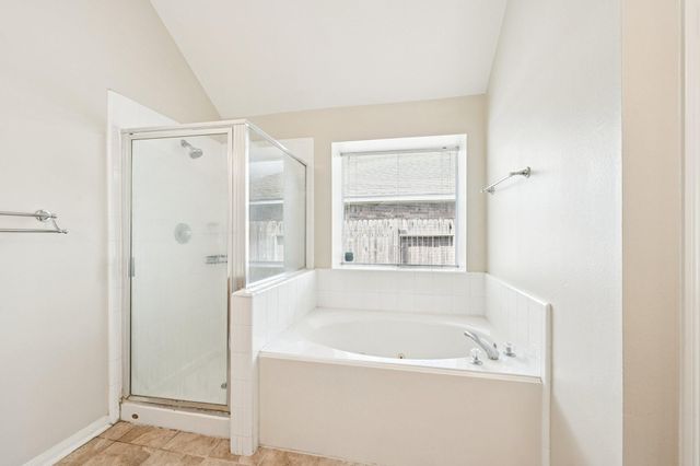 1023 E Hampton Drive, Pearland, TX 77584