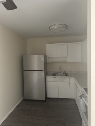 441 Harding Pl Apt D20, Nashville, TN 37211