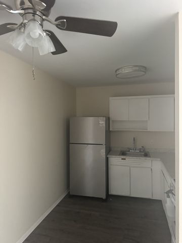 441 Harding Pl Apt D20, Nashville, TN 37211