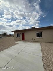 1605 N Yavapai Street # 2, Tucson, AZ 85709