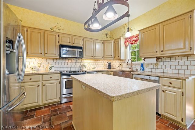 10704 Towle Court, Fort Smith, AR 72908
