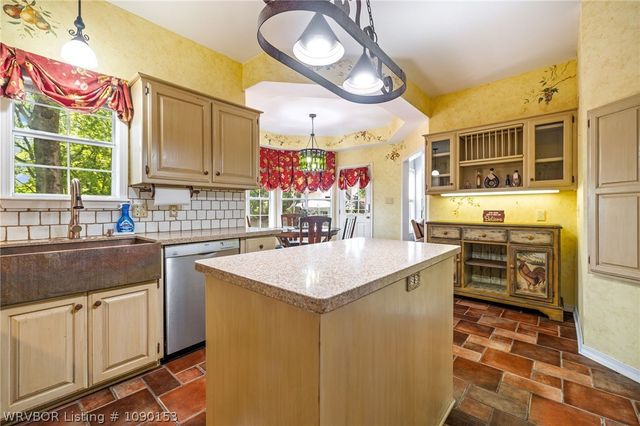 10704 Towle Court, Fort Smith, AR 72908