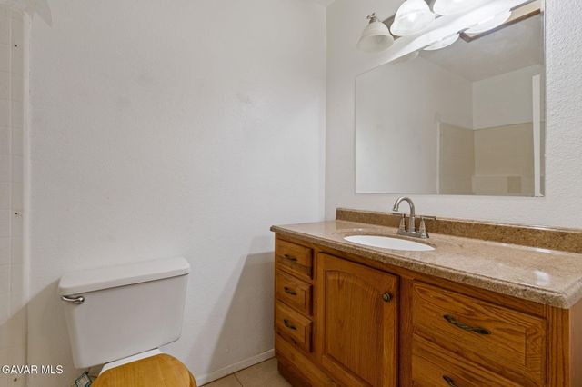 37719 Lasker Avenue, Palmdale, CA 93550