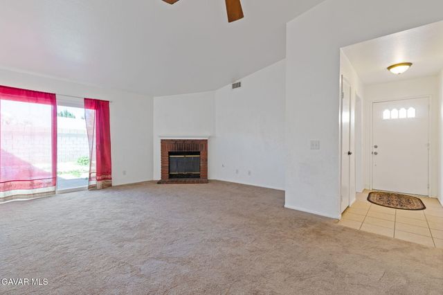 37719 Lasker Avenue, Palmdale, CA 93550