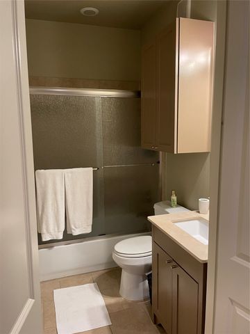 2800 Sandage Avenue 305, Fort Worth, TX 76109