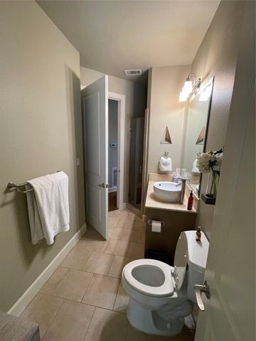 2800 Sandage Avenue 305, Fort Worth, TX 76109