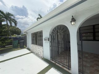 8805 SW 43rd Terrace 0, Miami, FL 33165