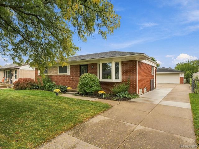 2310 Camilla Drive, Troy, MI 48083