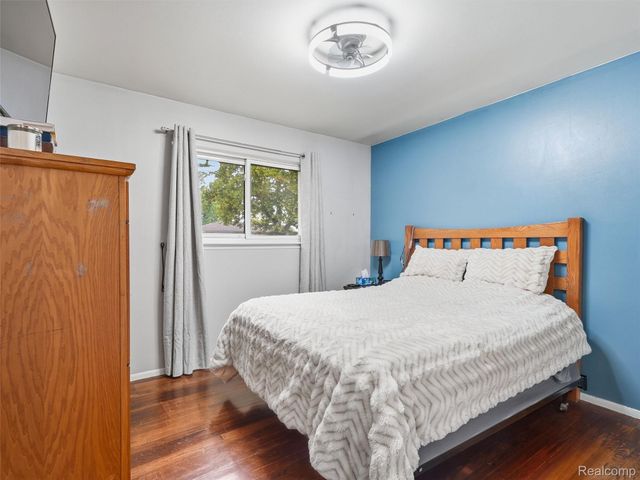 2310 Camilla Drive, Troy, MI 48083