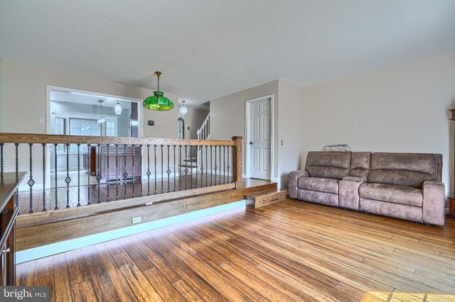 26 STONEWAY PL, Nottingham, MD 21236