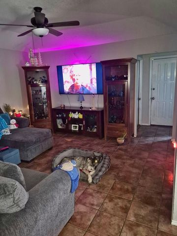 1416 Briar Circle 1416 & 1418, Crowley, TX 76036