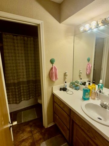 1416 Briar Circle 1416 & 1418, Crowley, TX 76036