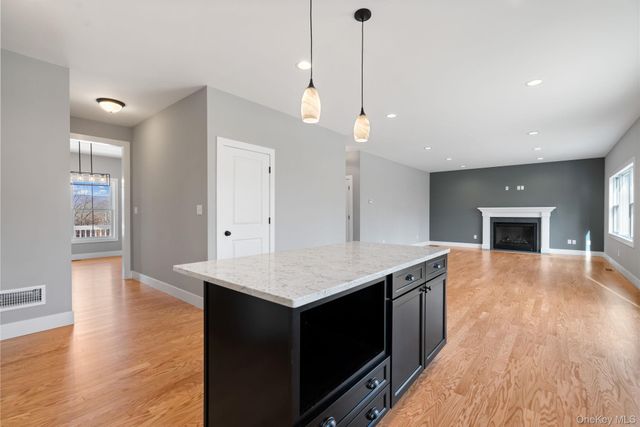 13 Harrier Ridge Drive, Wallkill, NY 12589