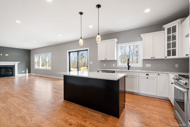 13 Harrier Ridge Drive, Wallkill, NY 12589