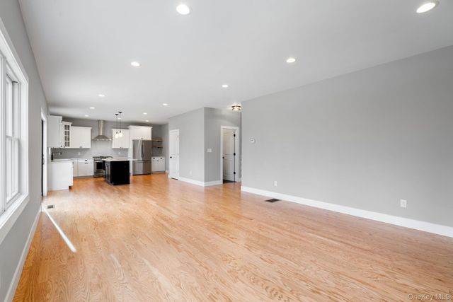 13 Harrier Ridge Drive, Wallkill, NY 12589