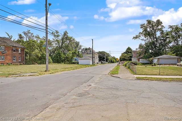 4220 Webb Street, Detroit, MI 48204