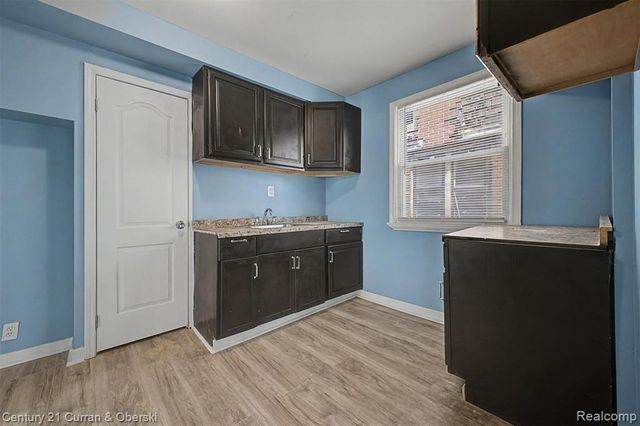 4220 Webb Street, Detroit, MI 48204