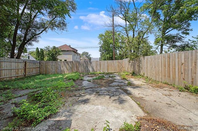 4220 Webb Street, Detroit, MI 48204