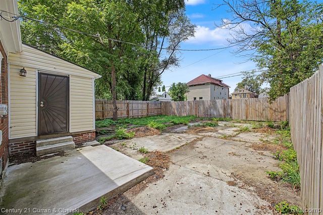 4220 Webb Street, Detroit, MI 48204