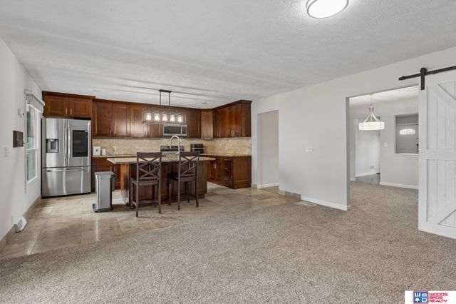 8222 Gold Street, Omaha, NE 68124