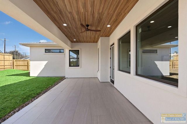 626 N Yturria St., Port Isabel, TX 78578