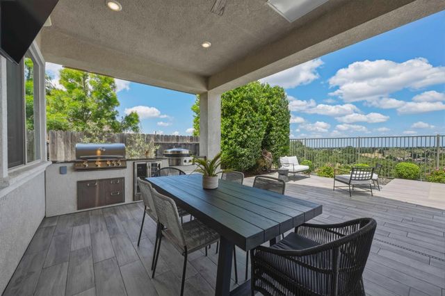 2259 Ranch View Drive, Rocklin, CA 95765