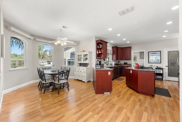 3781 Cattle Dr, Shingle Springs, CA 95682