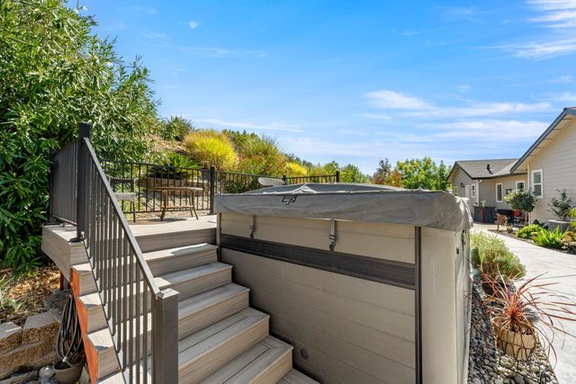 3781 Cattle Dr, Shingle Springs, CA 95682