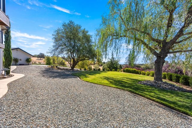 3781 Cattle Dr, Shingle Springs, CA 95682