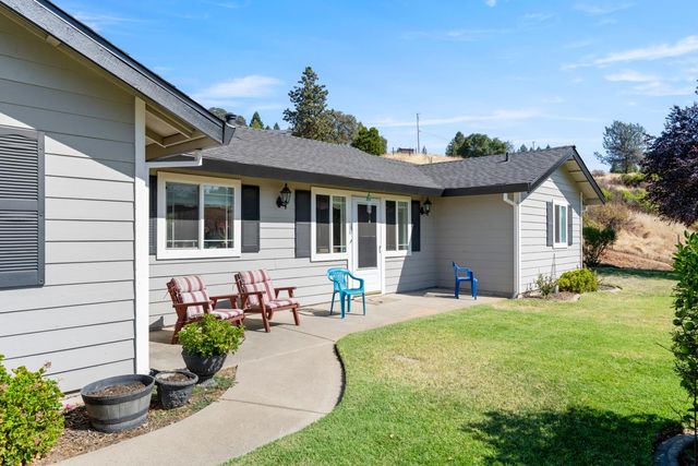 3781 Cattle Dr, Shingle Springs, CA 95682