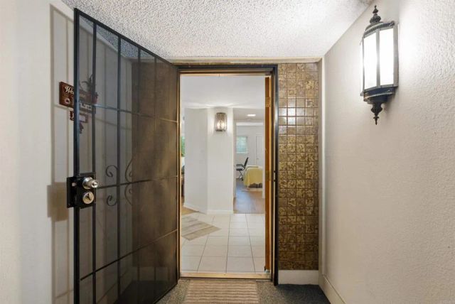17607 Pomerado Road 101, Rancho Bernardo (san Diego), CA 92128