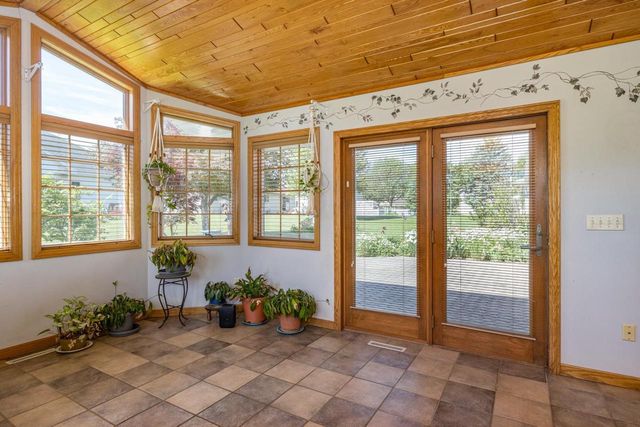509 KADINGER WAY, Little Chute, WI 54140