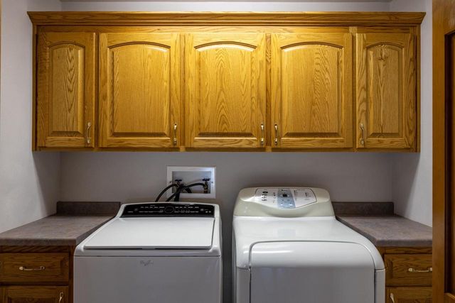 509 KADINGER WAY, Little Chute, WI 54140