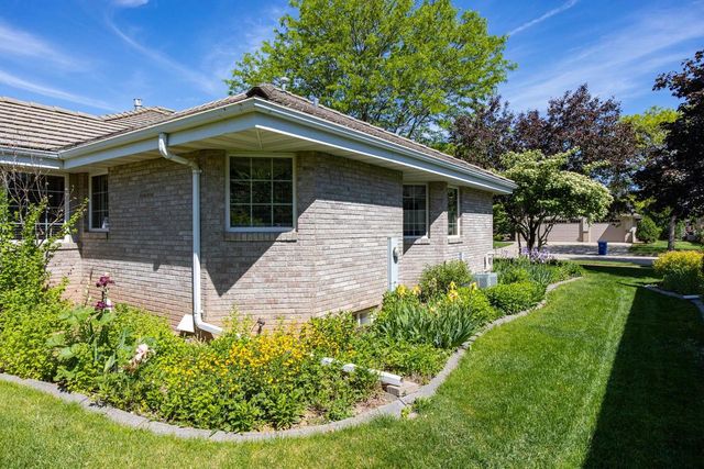509 KADINGER WAY, Little Chute, WI 54140