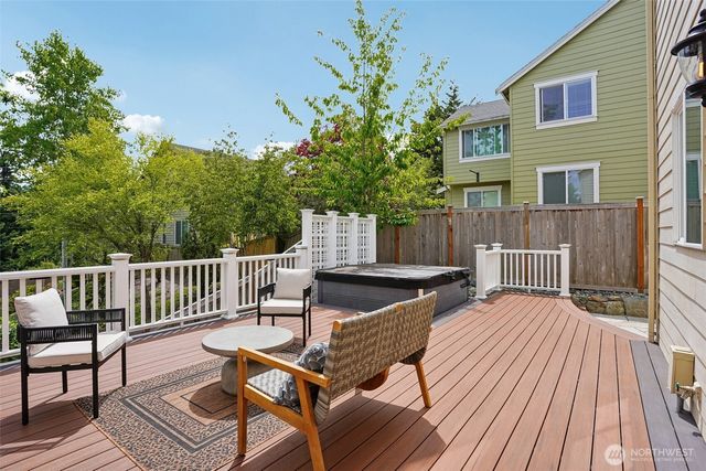 36307 SE Isley St, Snoqualmie, WA 98065