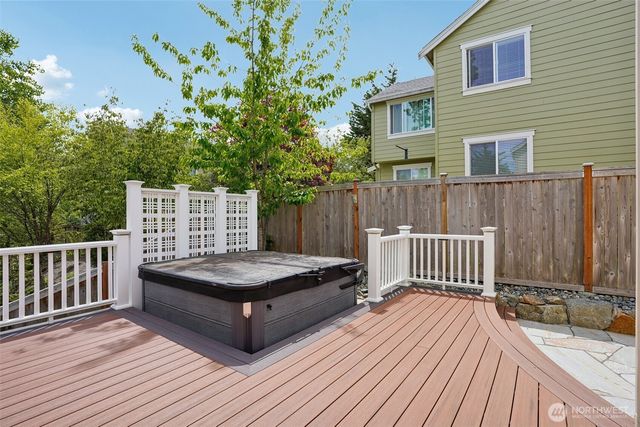 36307 SE Isley St, Snoqualmie, WA 98065