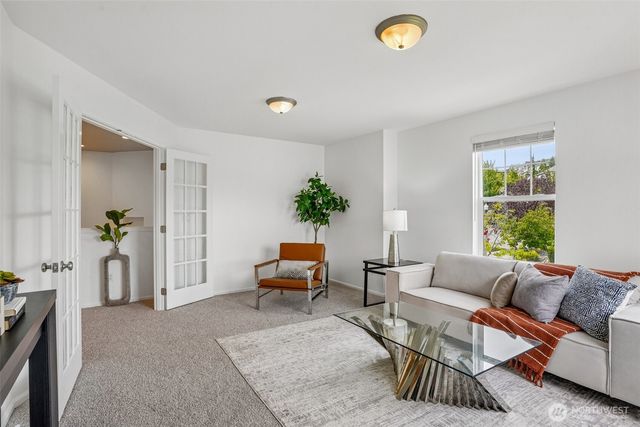 36307 SE Isley St, Snoqualmie, WA 98065