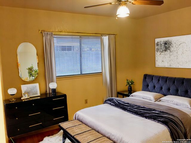 12702 Thomas Sumter, San Antonio, TX 78233